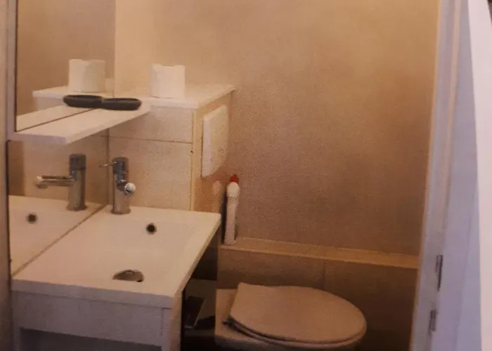 Magnifique Les Pieds Dans L'eau Presqu'ile De Giens *